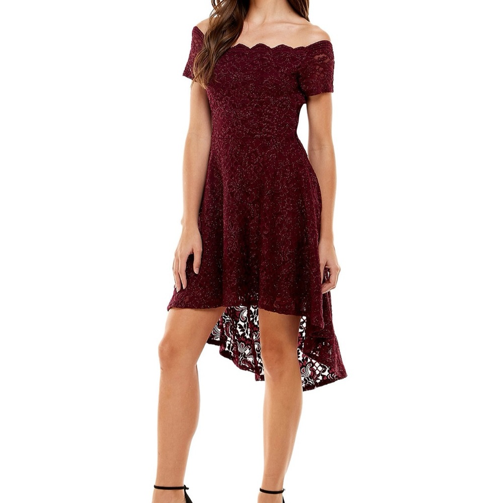 Macys City Studios Junior’s off shoulder dress brand new with tags